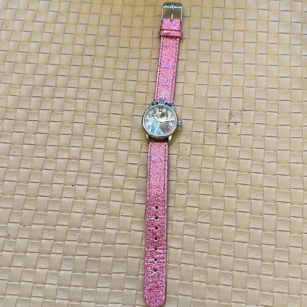 Fun Frozen pink sparkle quartz watch